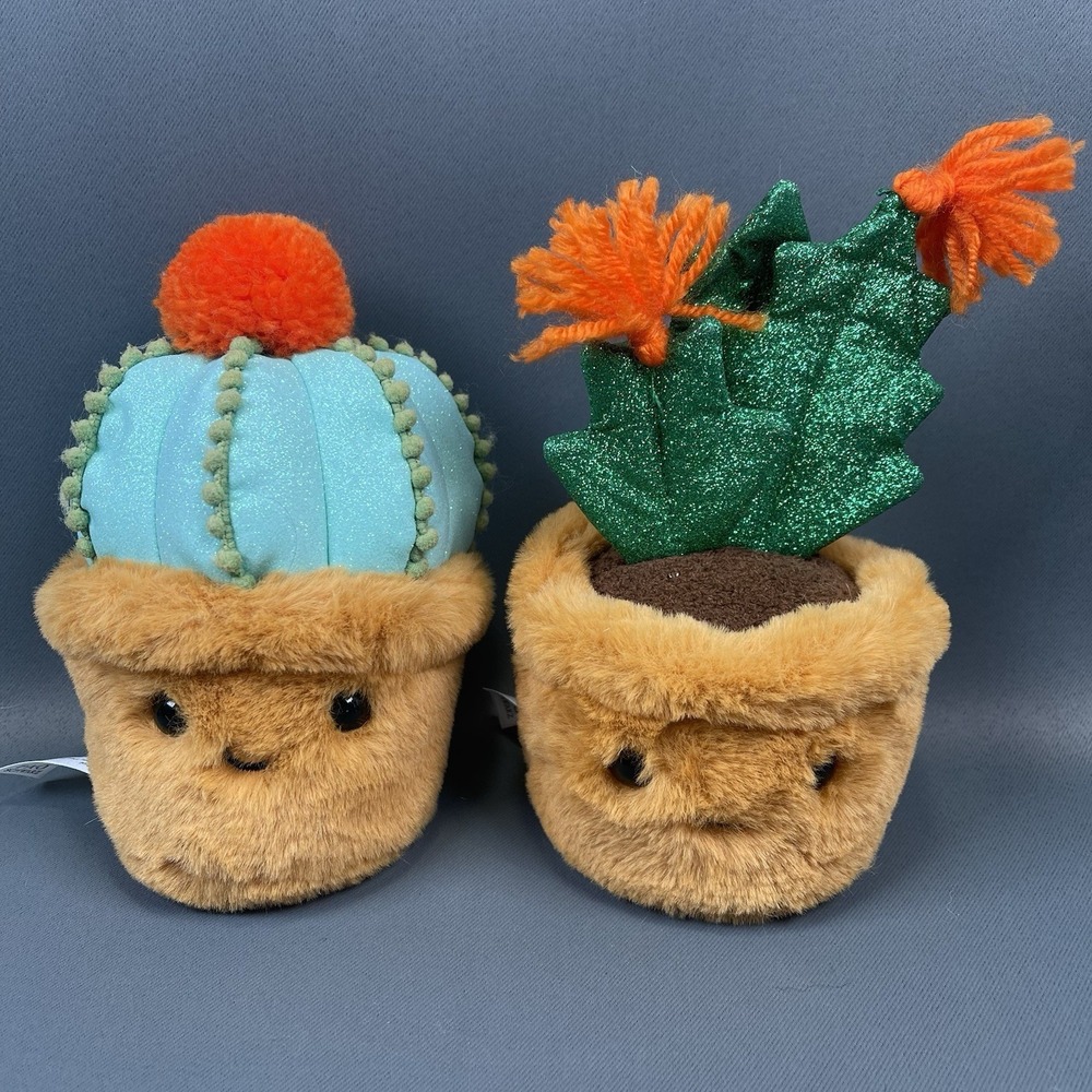 FAO Schwarz 7" Sparklers Glitter Plant Cactus Toy Plush 2022,‎ Lot of 2 Plush